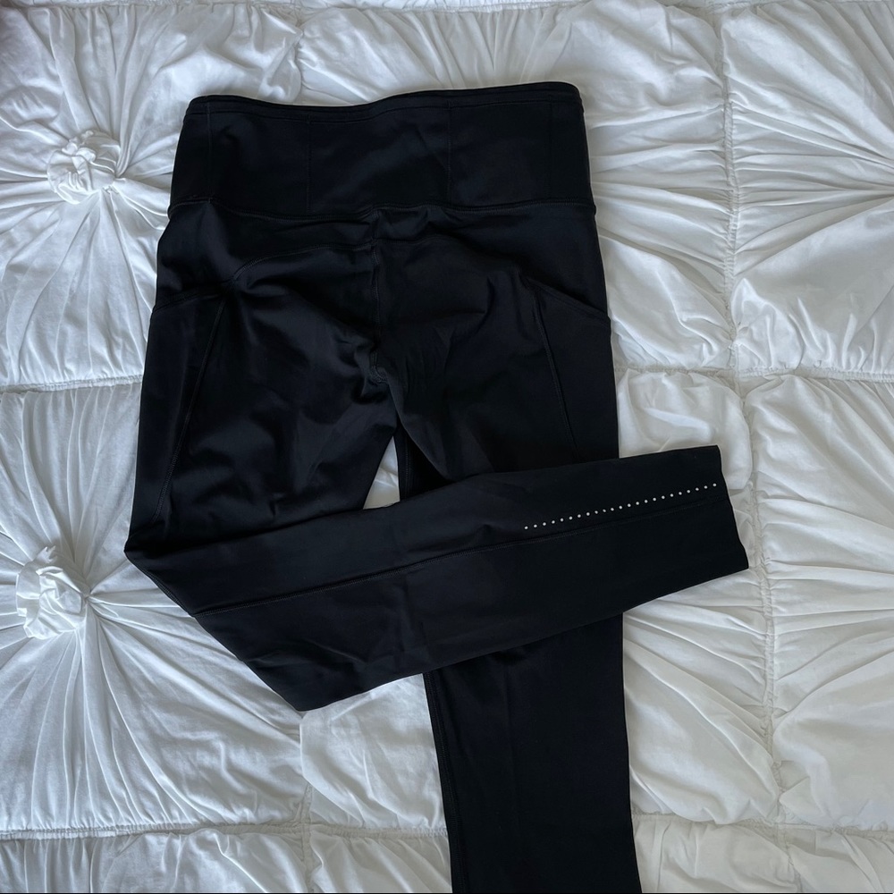 Lululemon black leggings